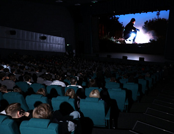 � ���������� ����������� ����� ��������������� ������ ����� � �����