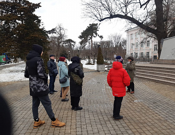 ������ ����� ����������� ����������� � ����� 80-����� ������������ ���������� �� �������-���������� �����������