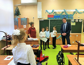 Законодательным Собранием края совместно с аппаратом краевой комиссии проведена рабочая встреча в Тимашевском районе по вопросам профилактики правонарушений несовершеннолетних