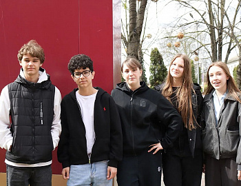 � ������������� ������ ��������� ������������� ��������������� ����� �10 000 ����� � �����