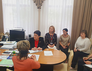 В Кореновском районе проведена межведомственная встреча представителей КДН и ЗП и судебных приставов-исполнителей
