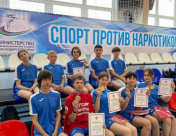 Ейский район принял участие в зональном этапе спортивных игр «Спорт против наркотиков», который проводился в станице Ленинградской