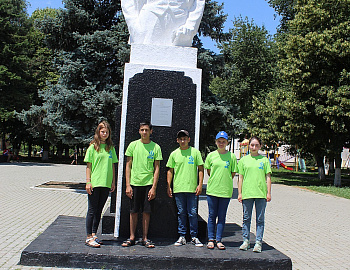 � ���������� ������ ��������� ����� ������� ����� (�����) � ��� ����������